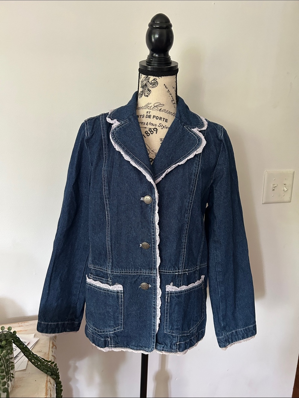 Denim & Co Y2K Denim and Lace Jacket Women's size S